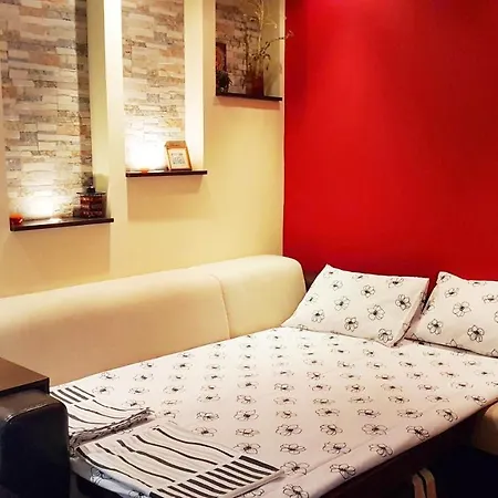Nicole Apartmán